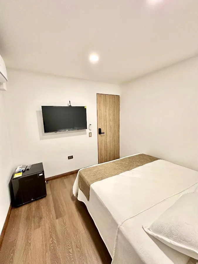 Apartmán Comodas Y Modernas Habitaciones Con Bano Privado Para 2 Y 3 Personas En La 70 Laureles Estadio Medellín